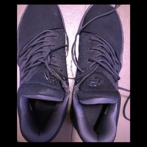 🔥🔥Adidas James Harden sneakers.